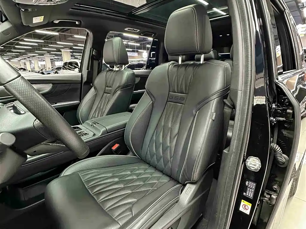 GAC Trumpchi Trumpchi GS8 2022 Hybrid Series 2.0TM 4WD Premium Edition (7-Seater) фото 29
