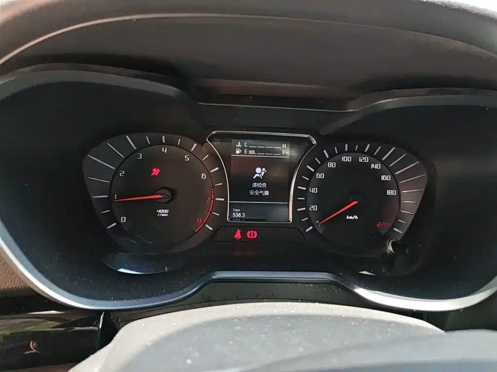 GAC Trumpchi Trumpchi GS4 2015 200T Manual Luxury Edition фото 4