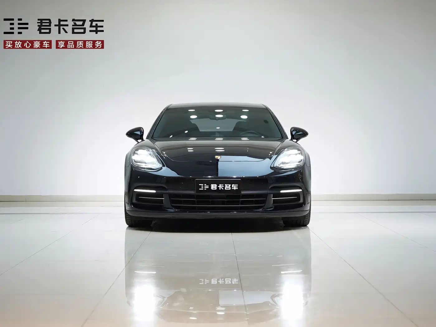 Porsche Panamera 2017 Panamera Executive Long Wheelbase 3.0T фото 3