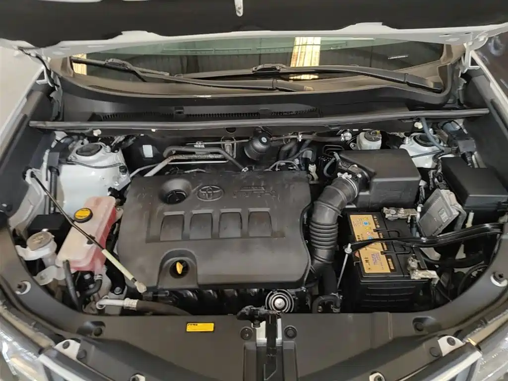 Toyota RAV4 Rongfang 2015 2.0L CVT 2WD Trend Edition фото 20