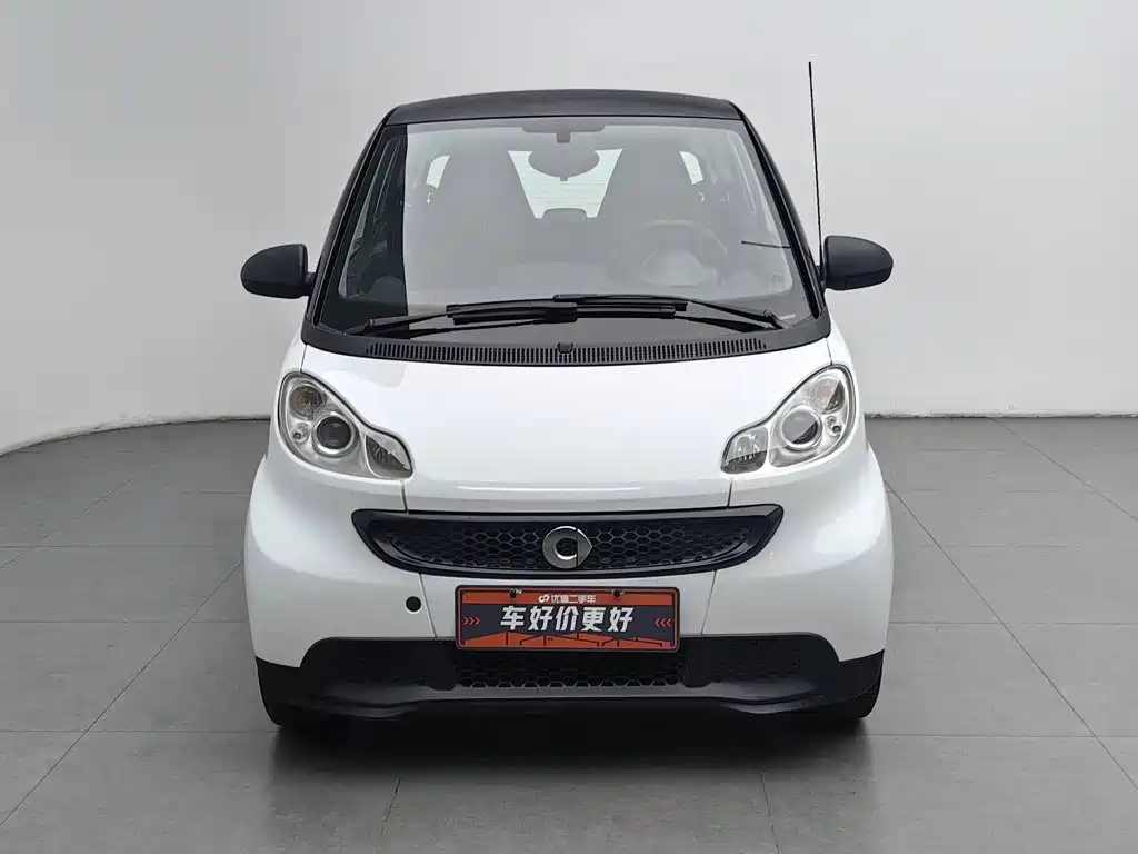 smart fortwo 2013 2012 1.0 MHD Hardtop Standard