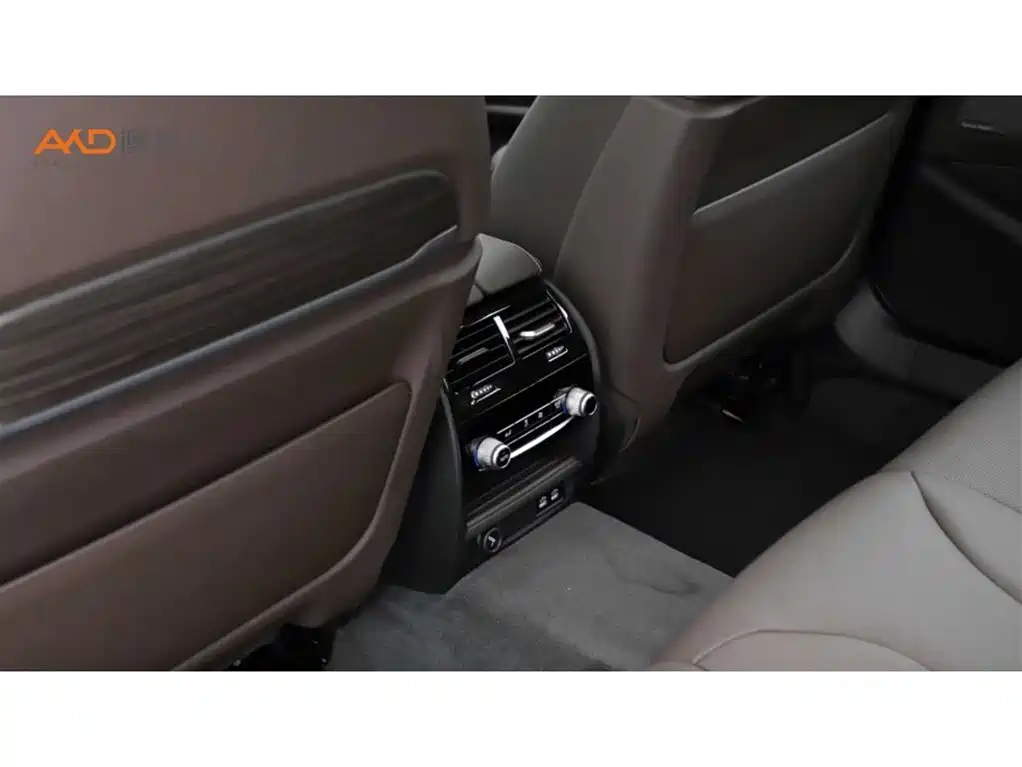 BMW 5 Series 2022 530Li Exclusive Luxury Package фото 9
