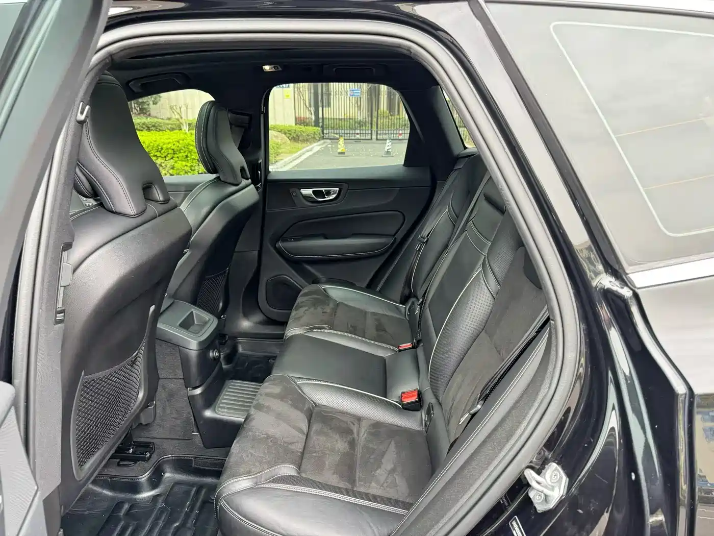 VOLVO XC60 PLUG IN HYBRID