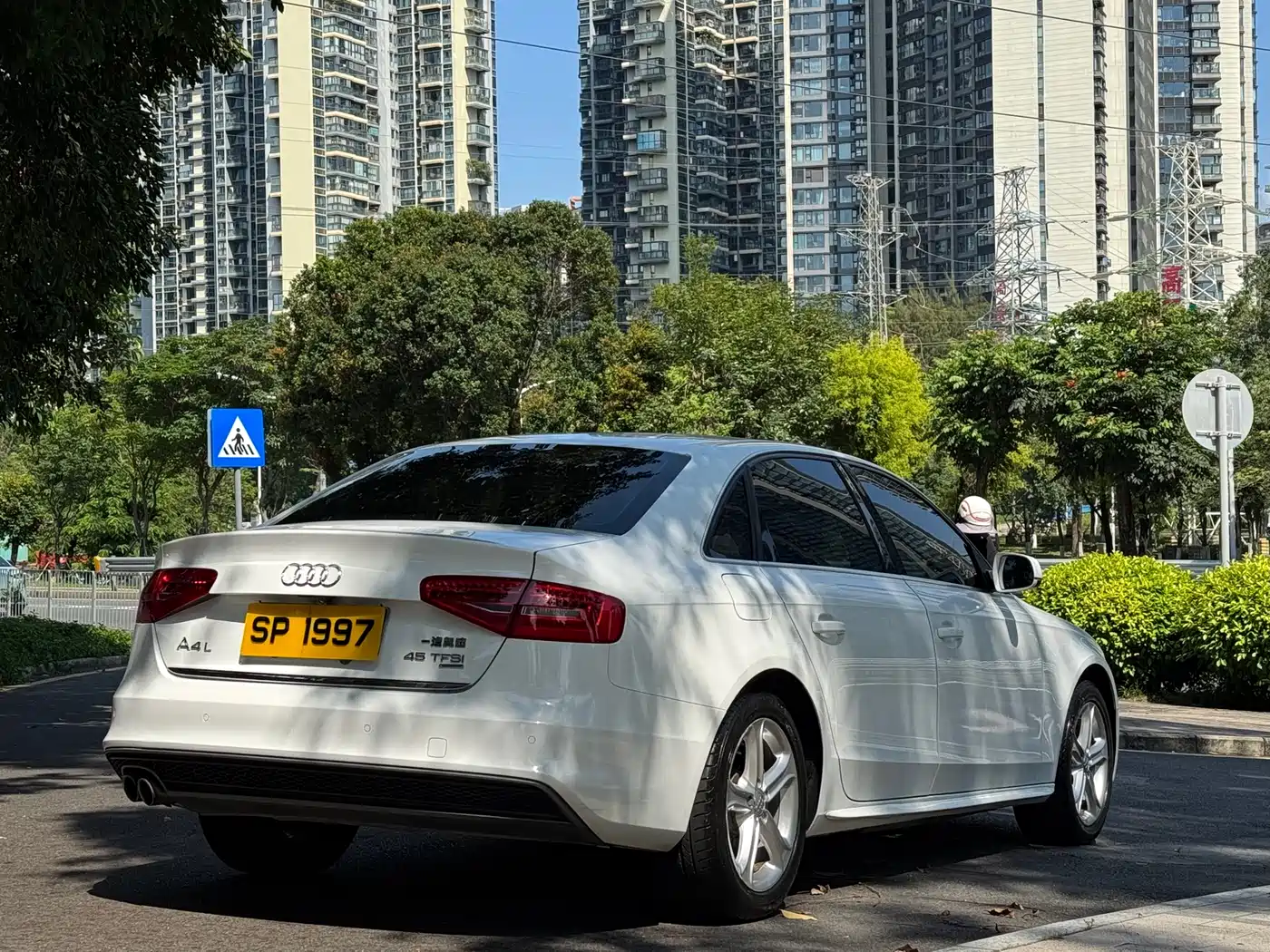 Audi A4L 2015 45 TFSI quattro Individual Sport фото 5