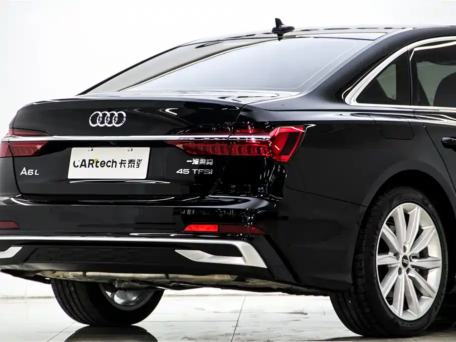 Audi A6L 2024 45 TFSI Premium Dynamic фото 8