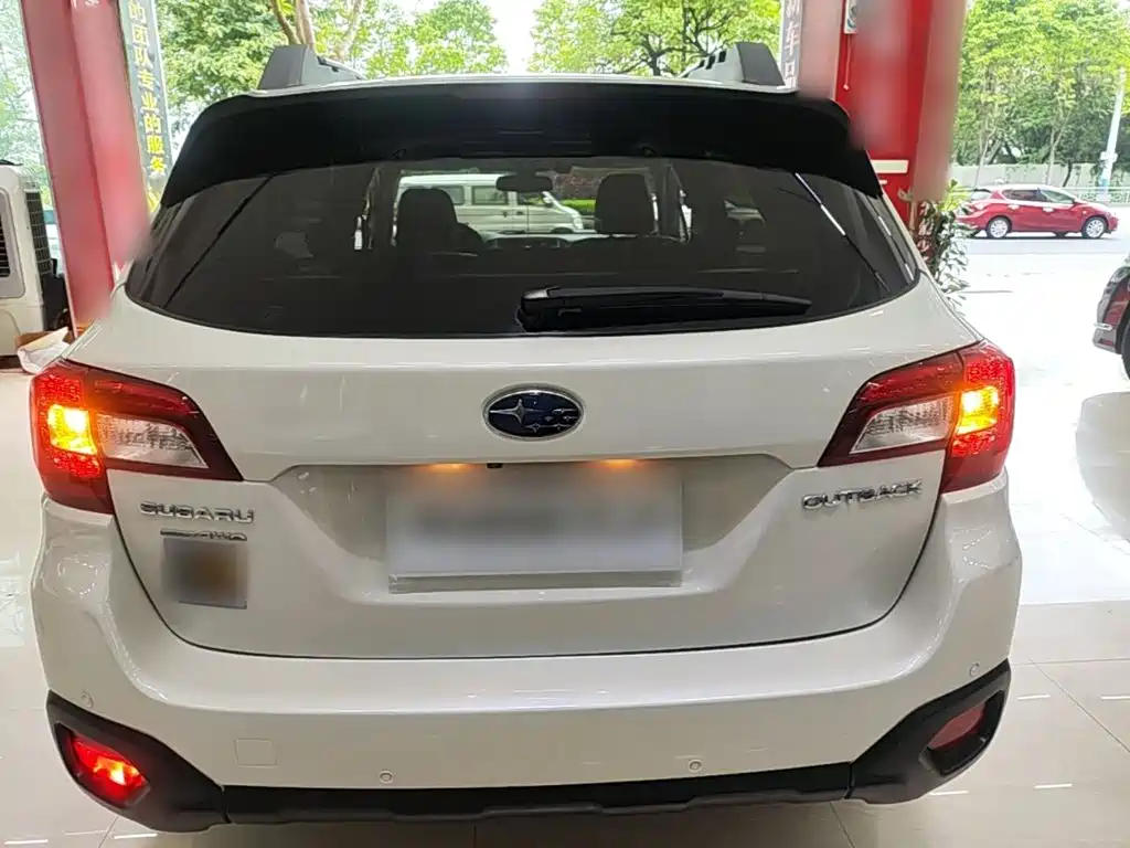 SUBARU OUTBACK