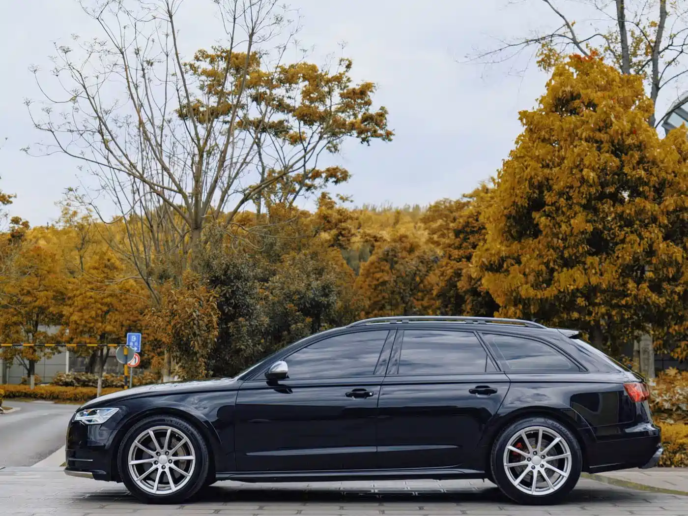 Audi A6 (Import) 2015 2015 3.0T allroad quattro