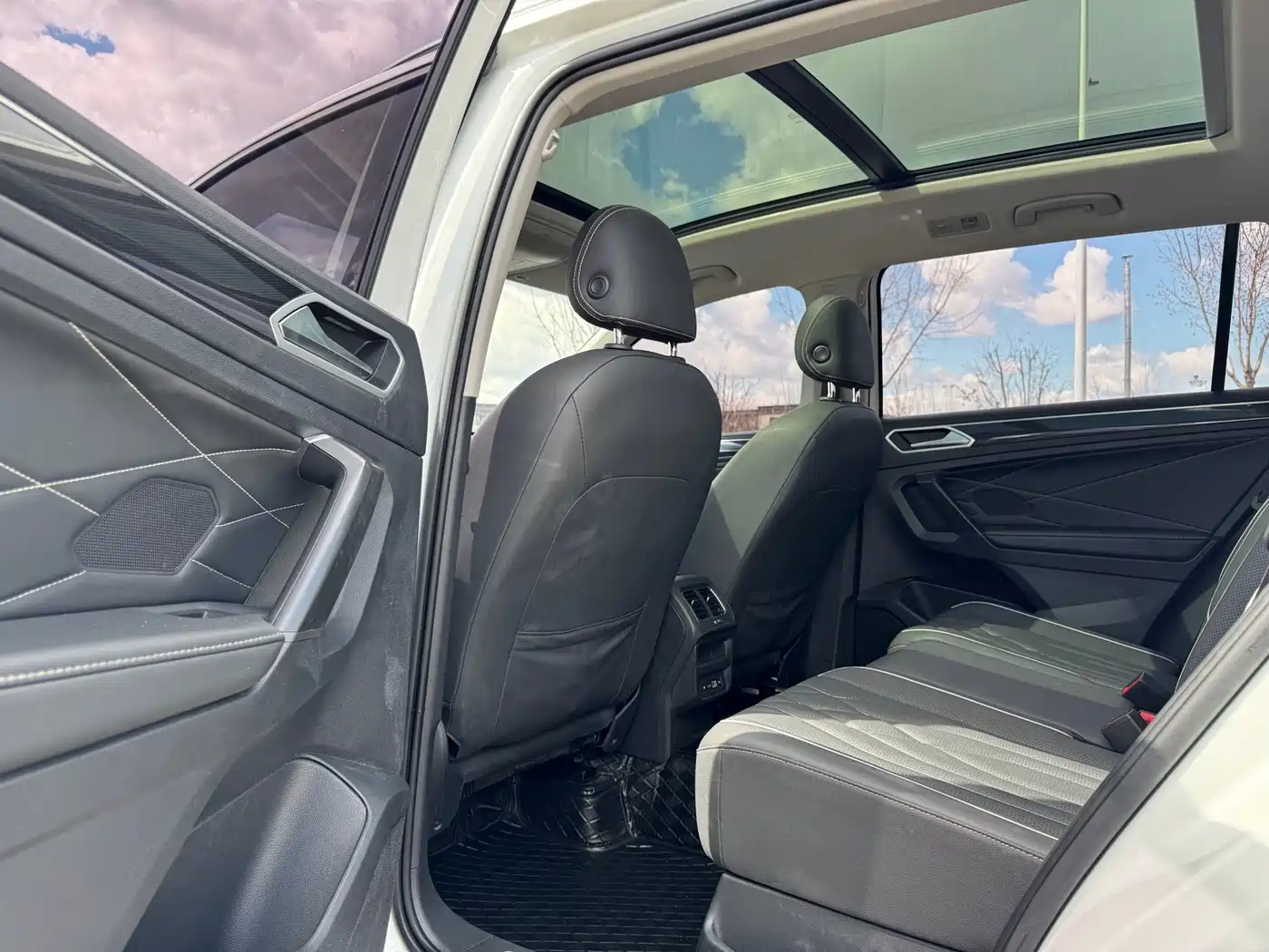 Volkswagen Tiguan L 2023 280TSI 2WD Trend Limited Edition фото 13