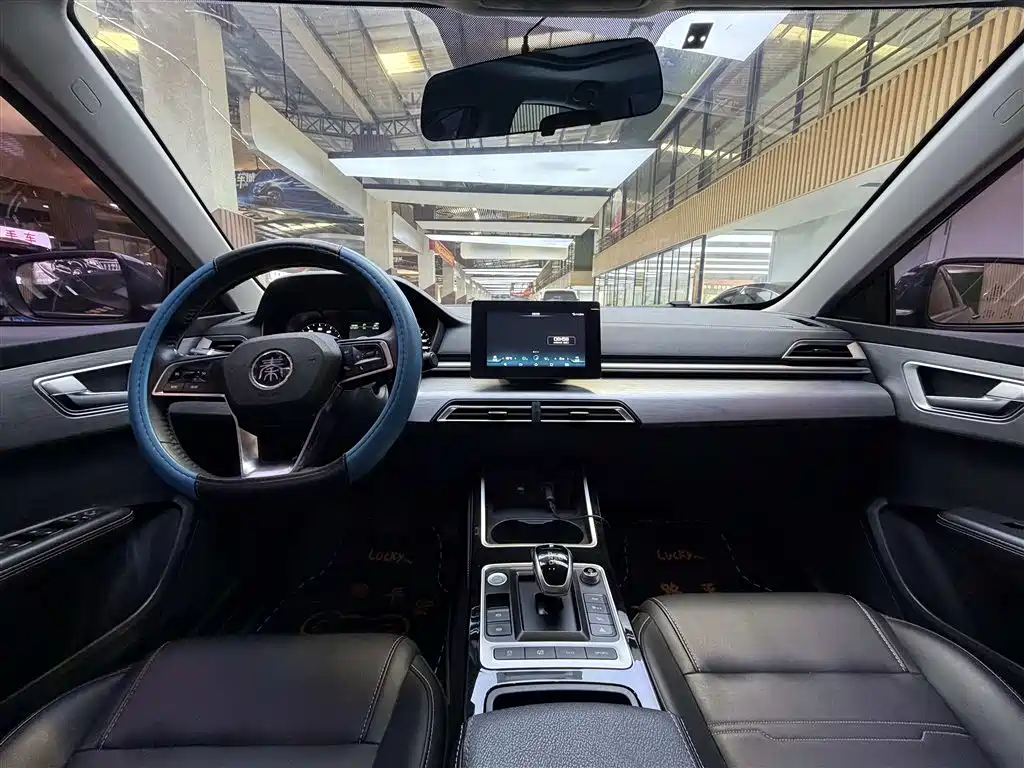 BYD Qin New Energy 2020 2019 Long Range Luxury Edition
