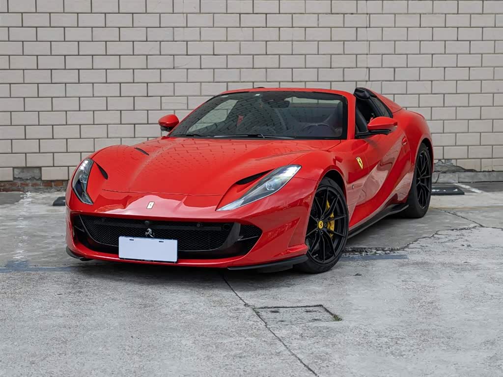 Ferrari 812
