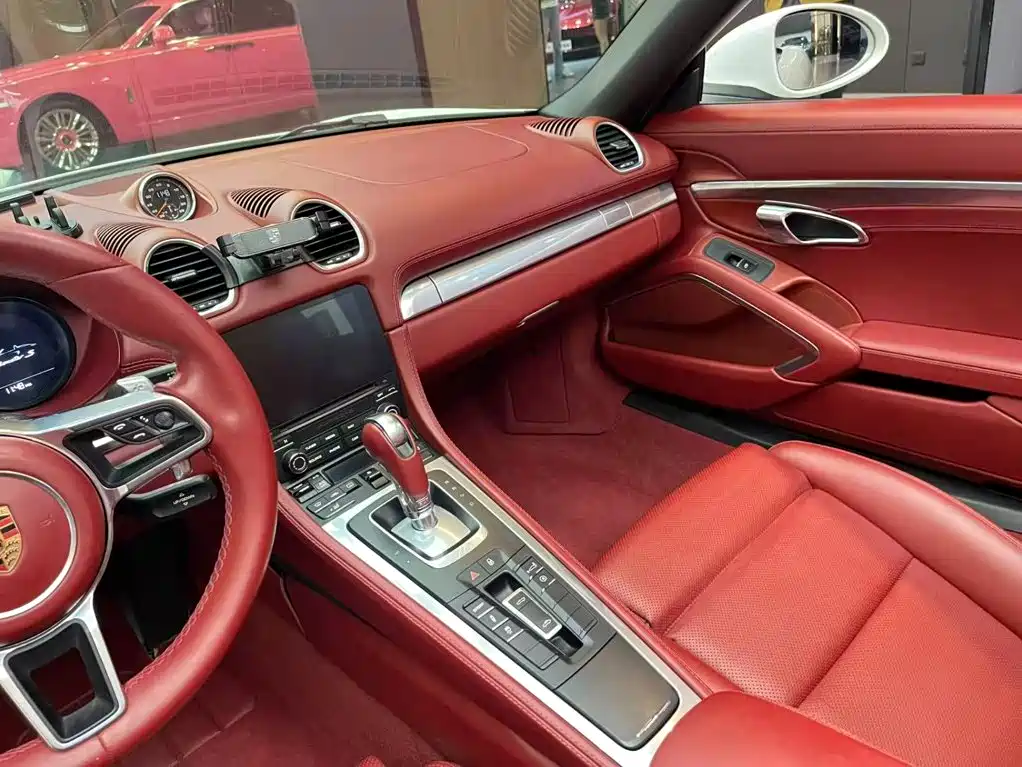 Фото 8 - Porsche 718