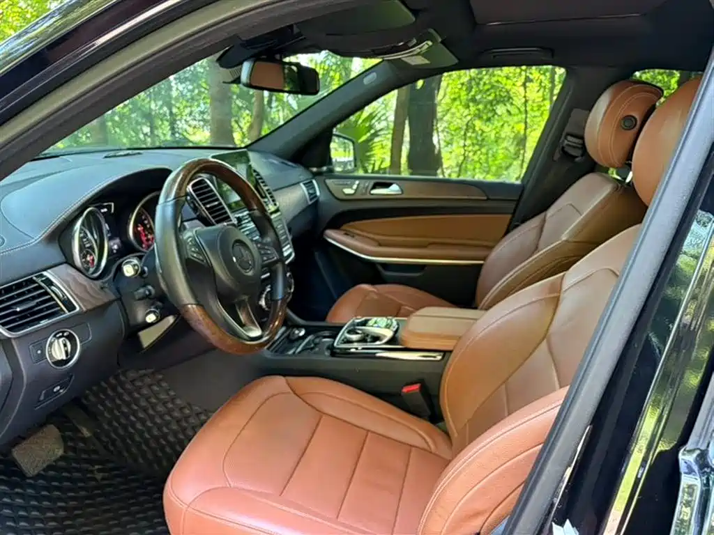 Mercedes-Benz GLS 2016 GLS 500 4MATIC фото 6