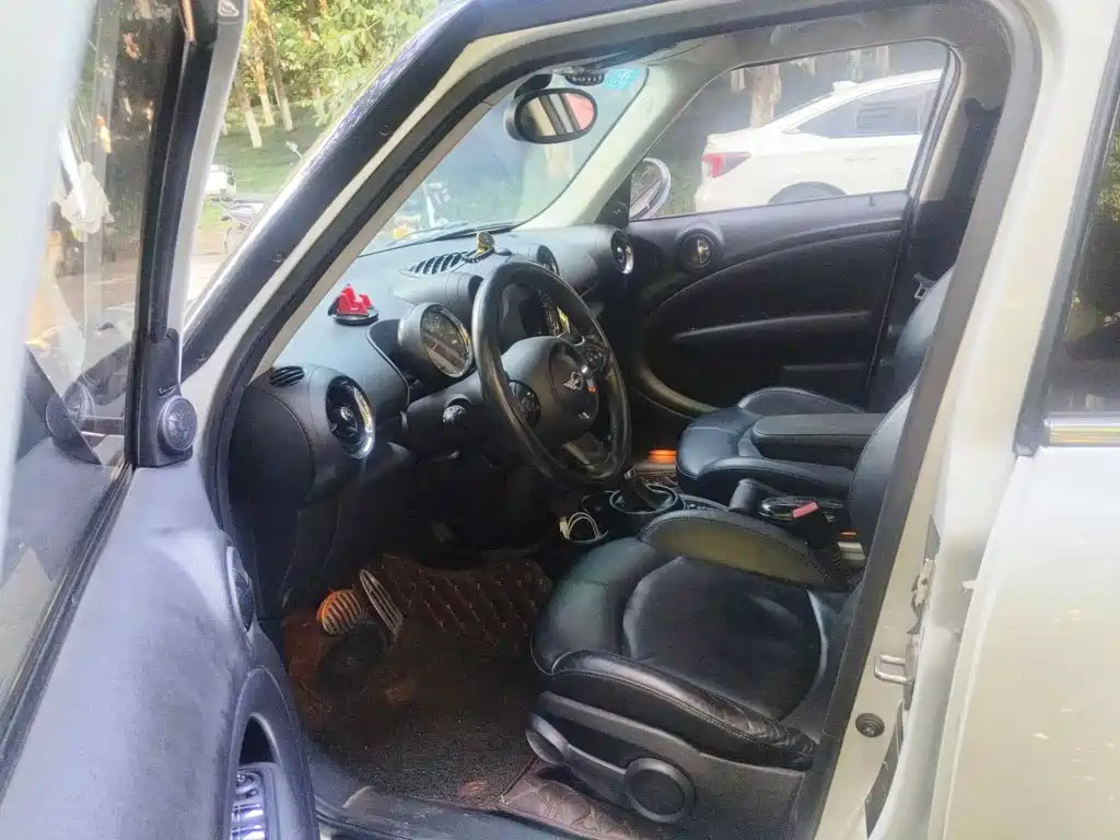 Photo 8 - MINI COUNTRYMAN