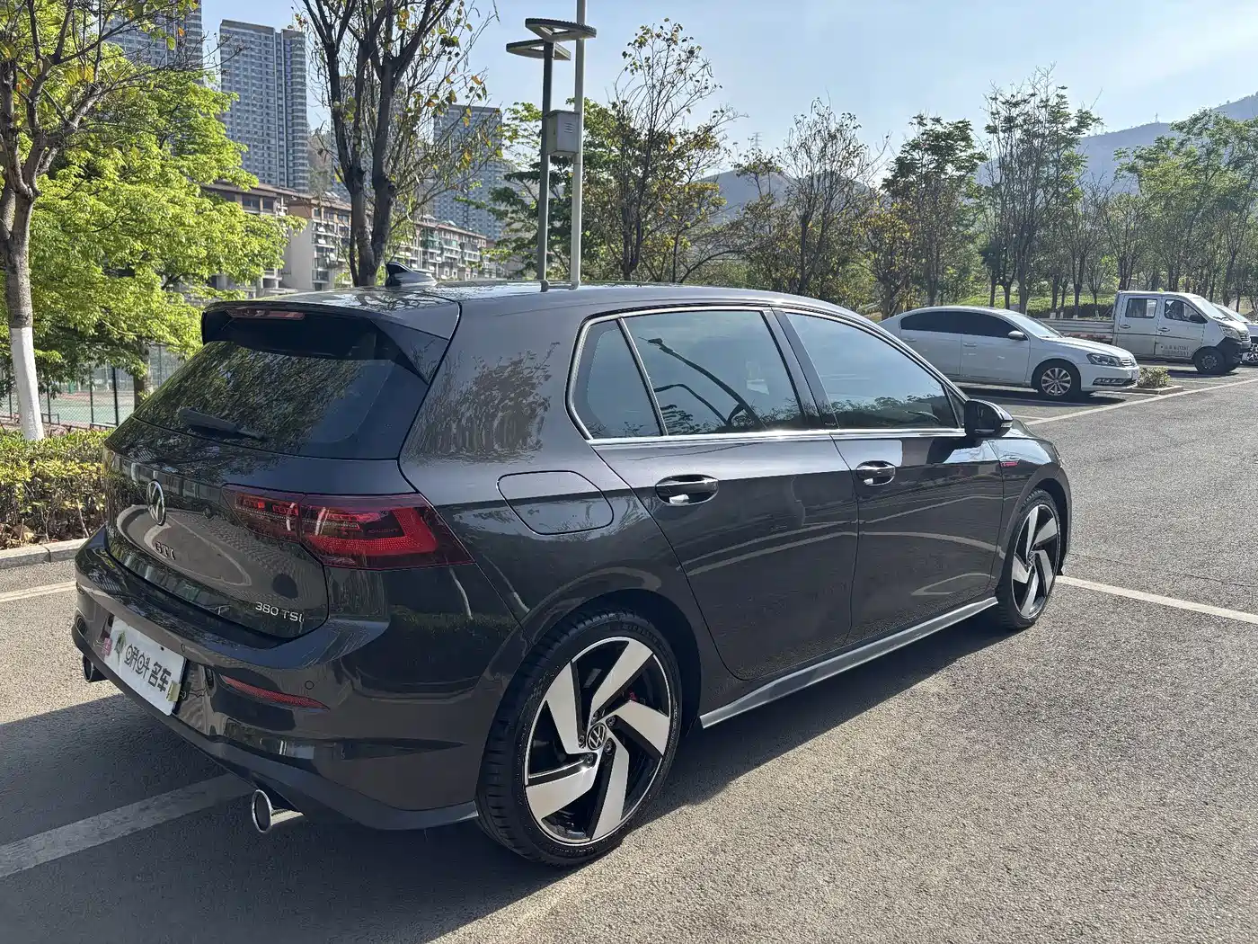 Volkswagen Golf GTI 2021 380TSI DSG GTI фото 6