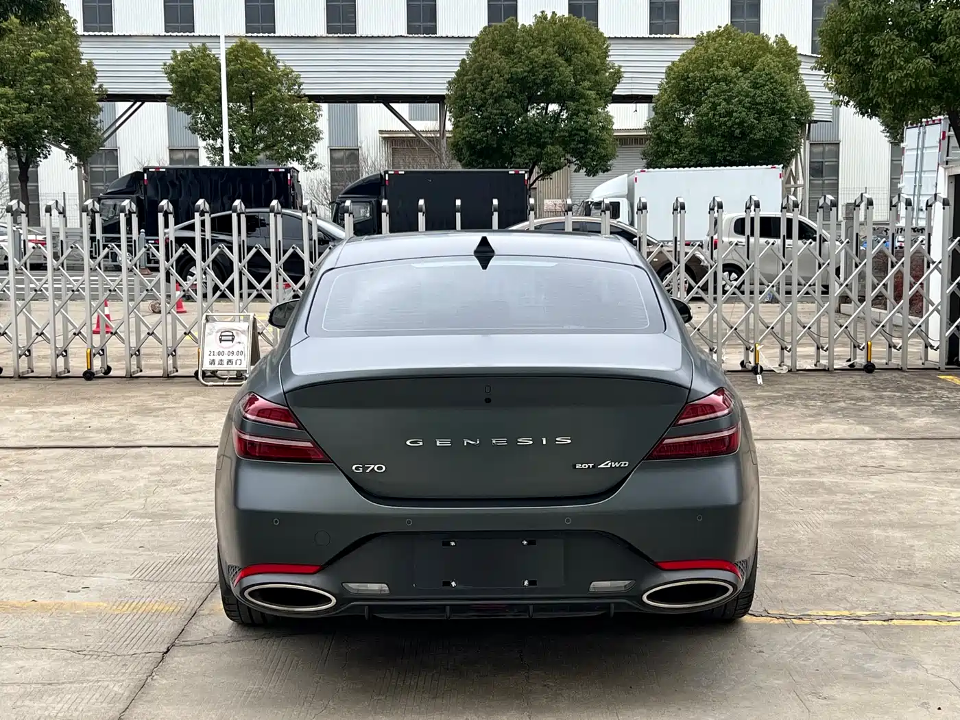GENESIS G70
