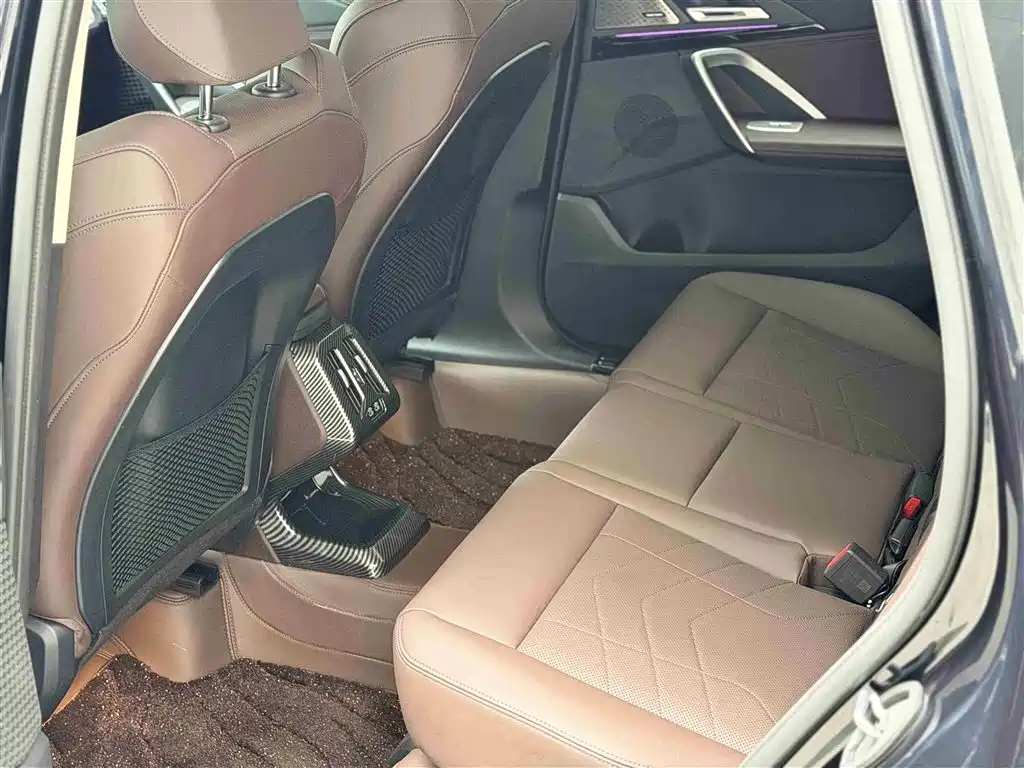 BMW X1 2024 sDrive25Li X Design Package фото 9