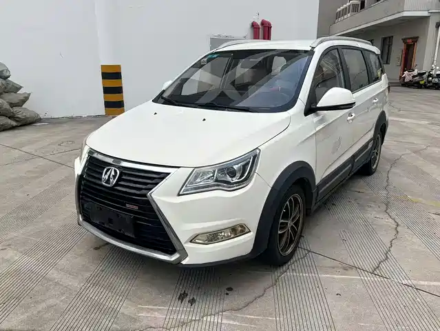 BAIC Weiwang BAW Weiwang M60