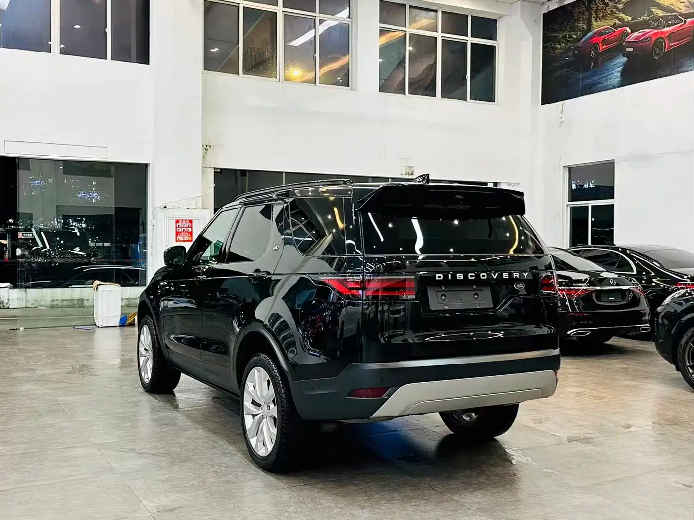 Land Rover Discovery 2024 2024 Model 360PS S