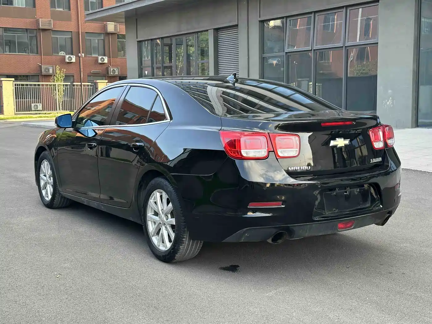 Chevrolet Malibu 2013 2.0L Automatic Luxury Edition фото 10