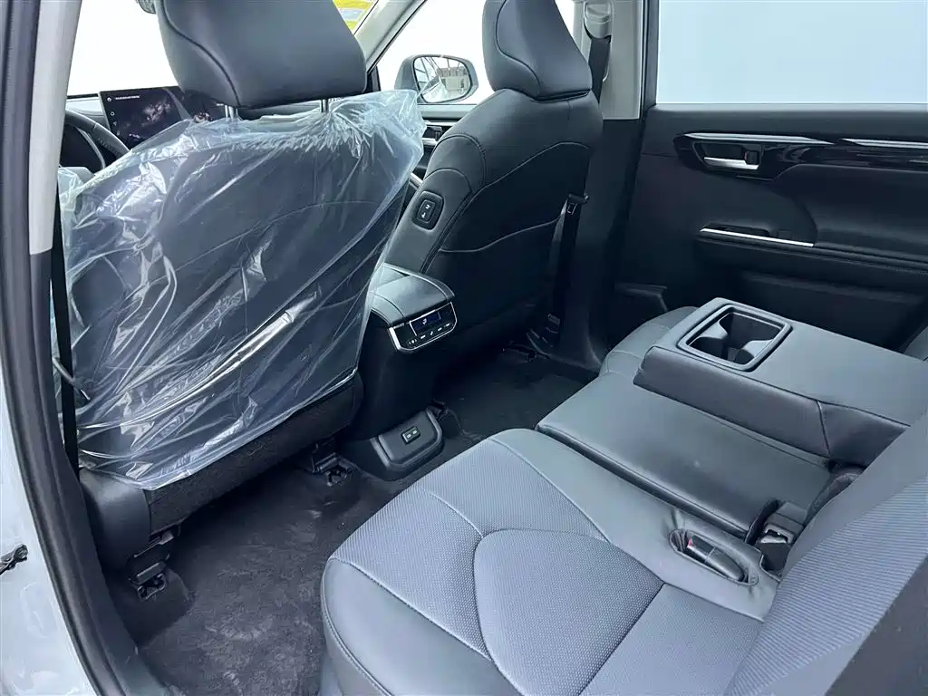 Toyota Highlander 2026 2026 2.5L Smart Hybrid 4WD Luxury 7-Seater