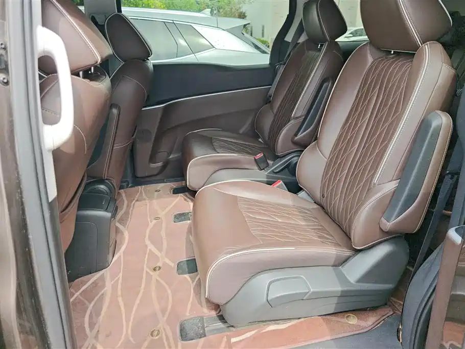 Buick GL8 2023 Land Business Class 652T Luxury фото 11