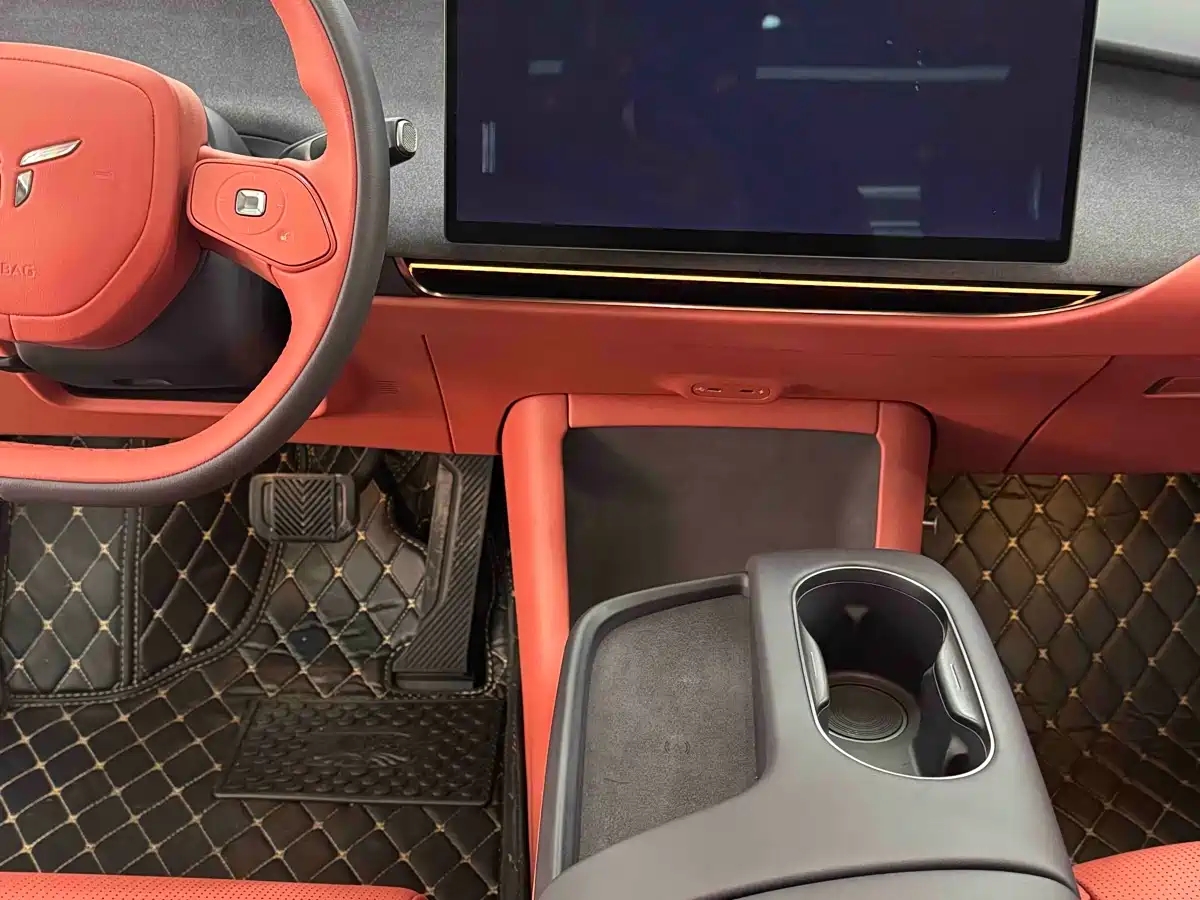 Hongqi HONGQI TIANGONG 05