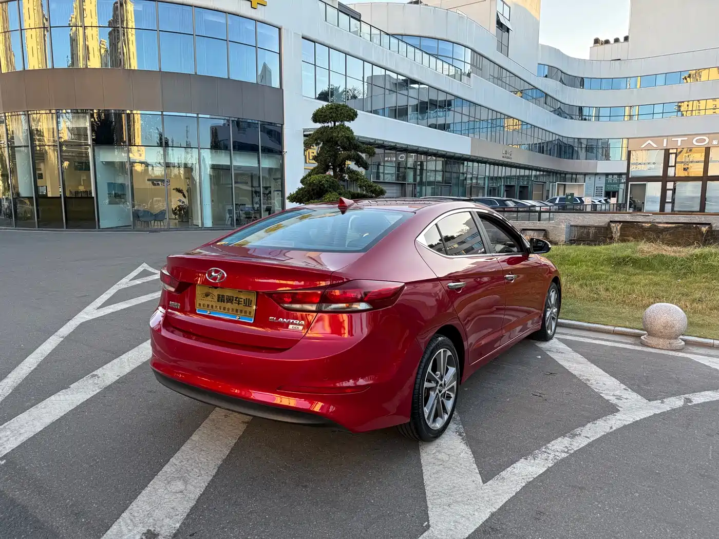Hyundai Elantra 2016 Model 1.6L Automatic Smart Elite фото 10
