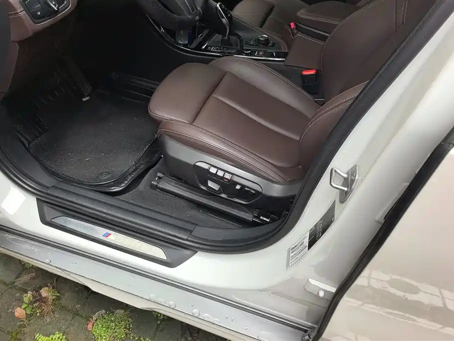 BMW X2 2020 sDrive25i Leading M Off-Road Package фото 9