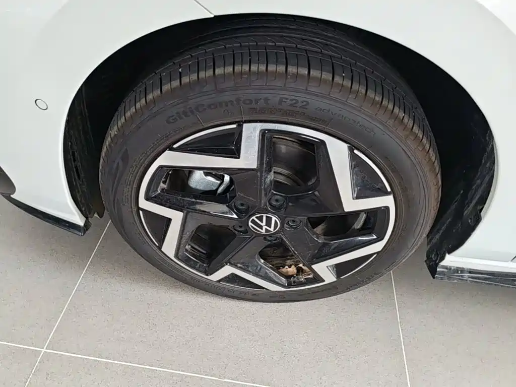 Volkswagen Golf 2026 2025 Second Facelift 300TSI R-Line