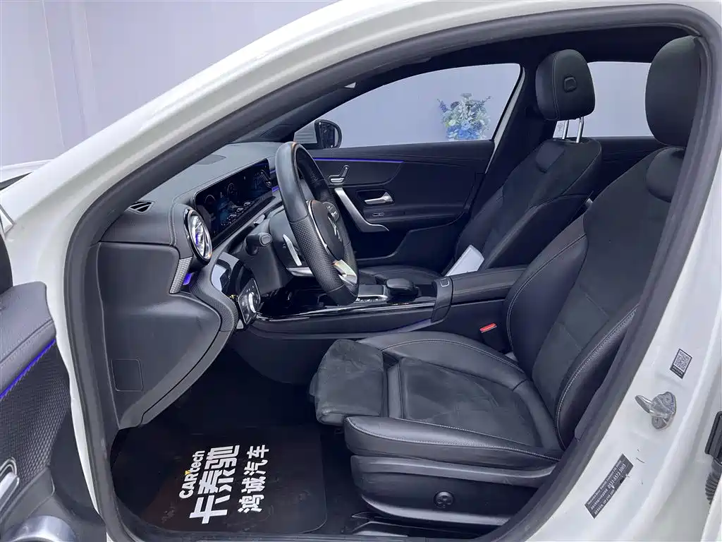 Mercedes-Benz A-Class 2020 Facelift A 200 L Sport Sedan Fashion фото 18