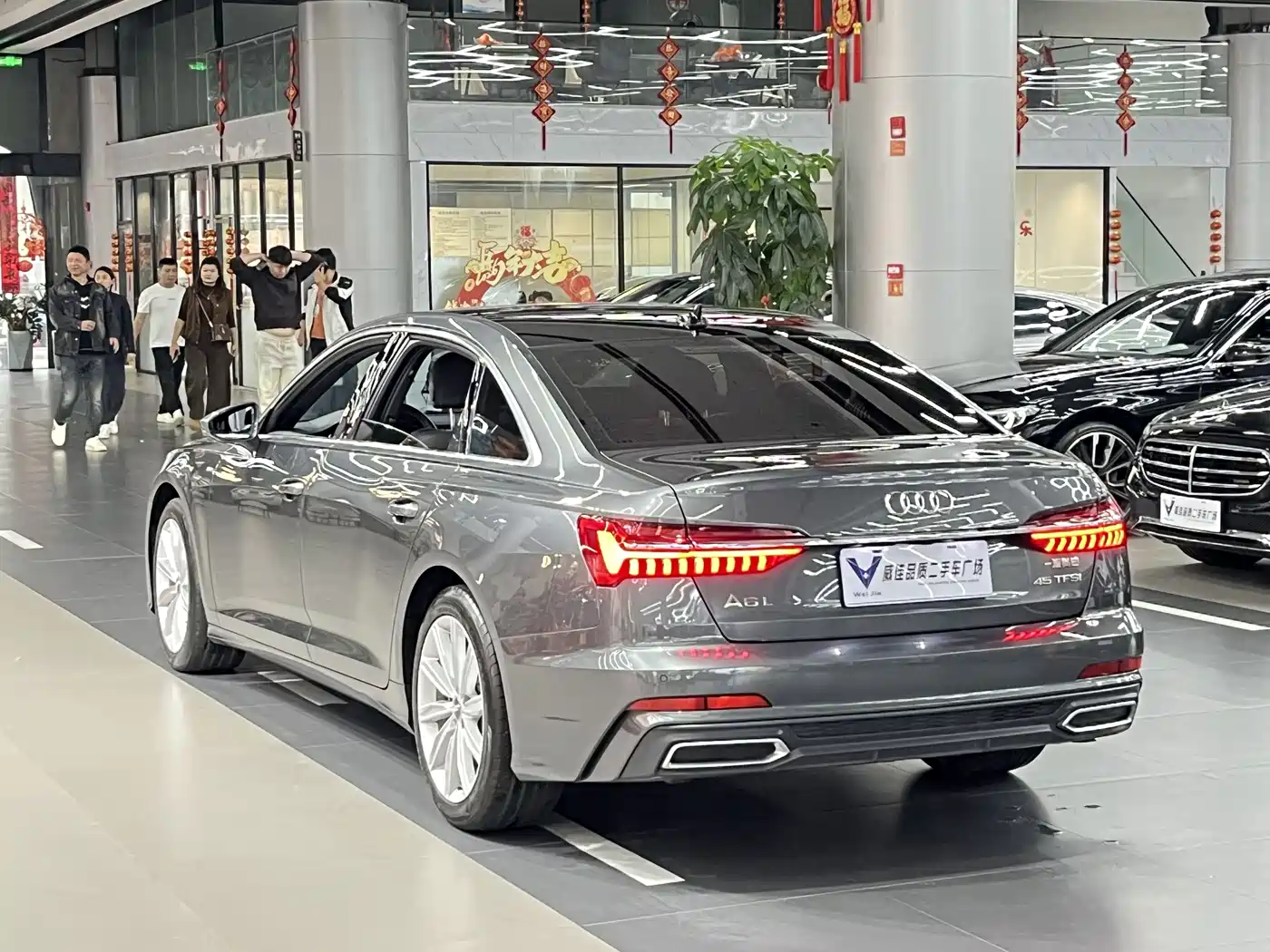 Audi A6L 2021 45 TFSI Exclusive Sport фото 10