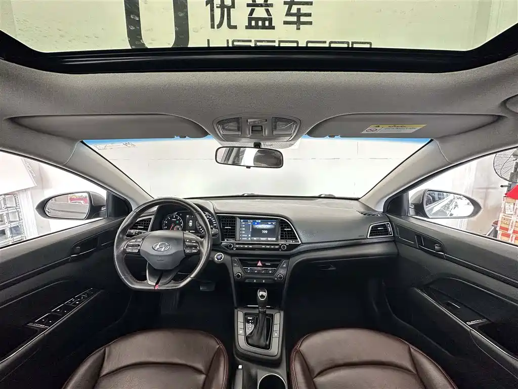 Hyundai Elantra 2018 1.4T DCT Dynamic·Vitality Model фото 6