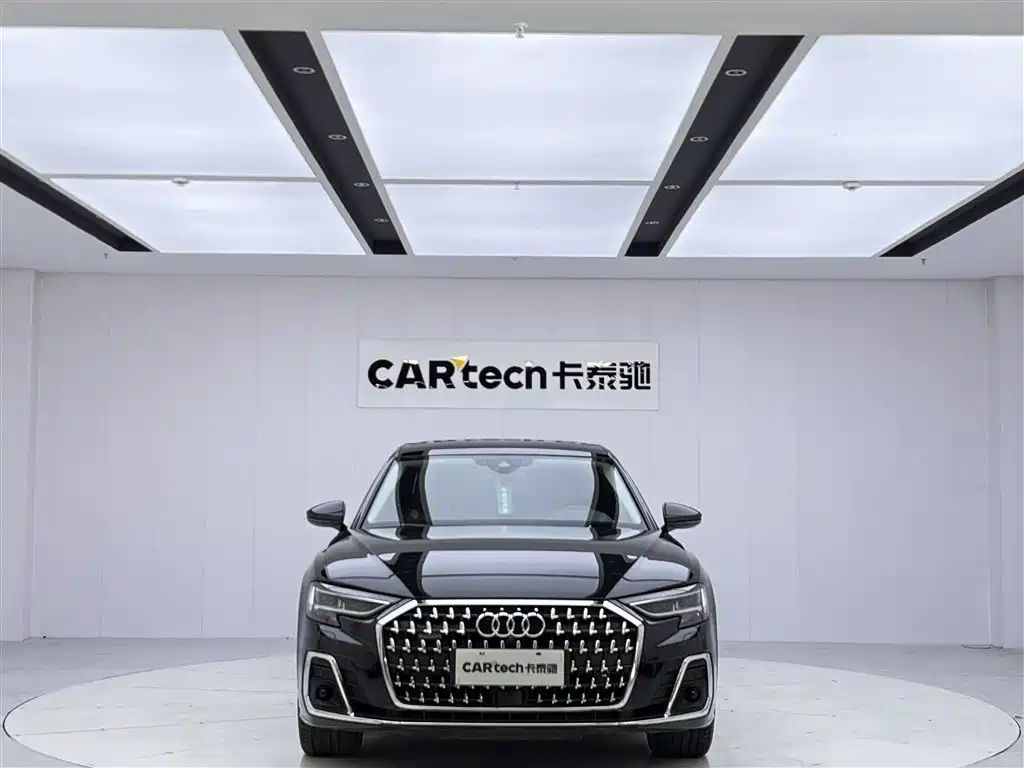 Audi A8 2024 Model A8L 50 TFSI quattro Premium Selection фото 3