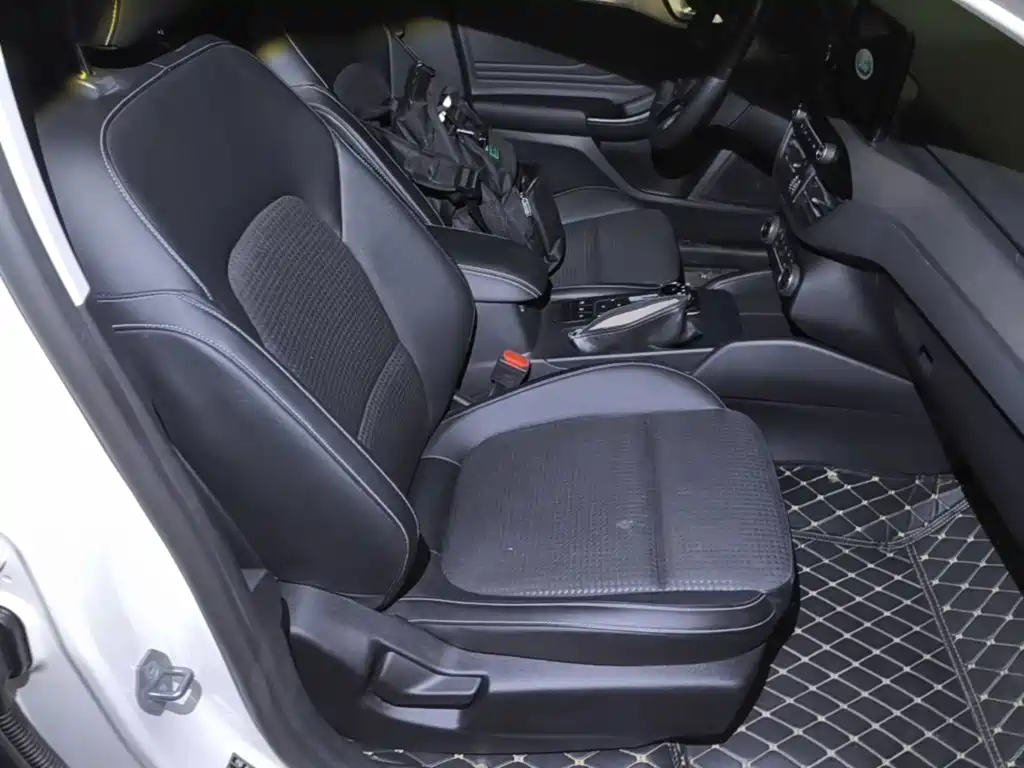 Фото 25 - Ford Focus