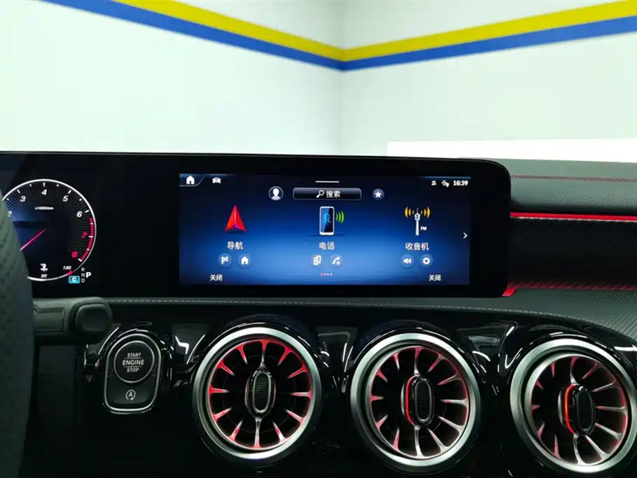 Mercedes-Benz A-Class 2024 Facelift A 200 L Fashion фото 13