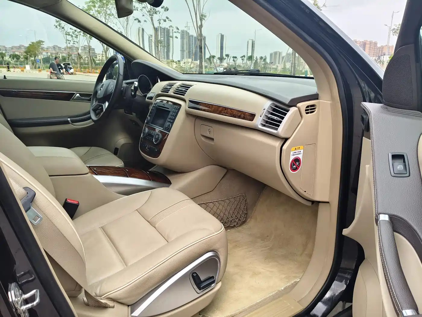 Mercedes-Benz R-Class 2011 R 350 L 4MATIC фото 9