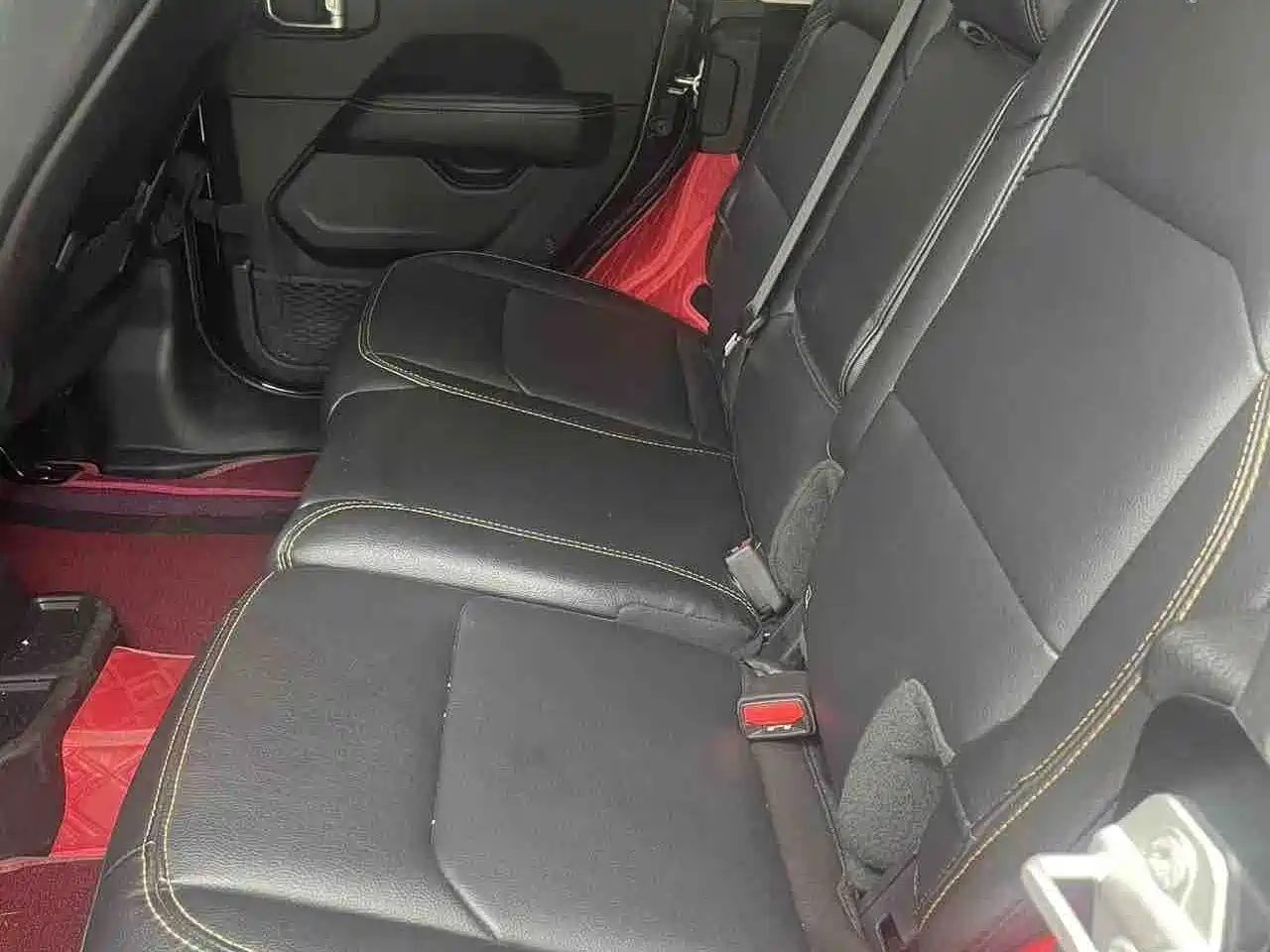 Jeep Wrangler 2025 2024 Model 2.0T Sahara Four-Door Version