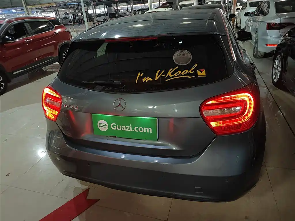 Mercedes-Benz A-Class (Import) 2015 A 180 фото 4