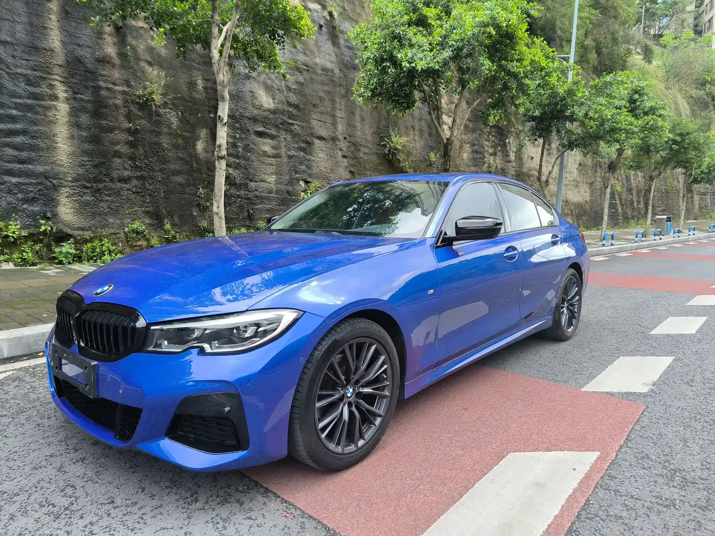 BMW 3 Series 2020 325i M Sport Black Night Package