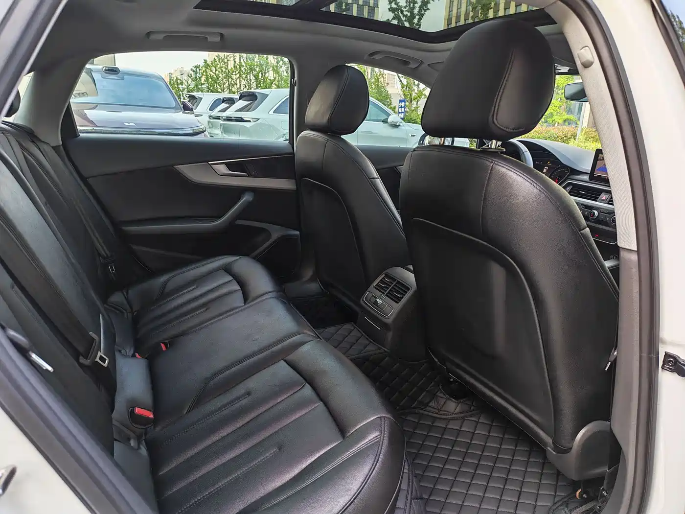 Audi A4L 2019 40 TFSI Progressive (China V) фото 11