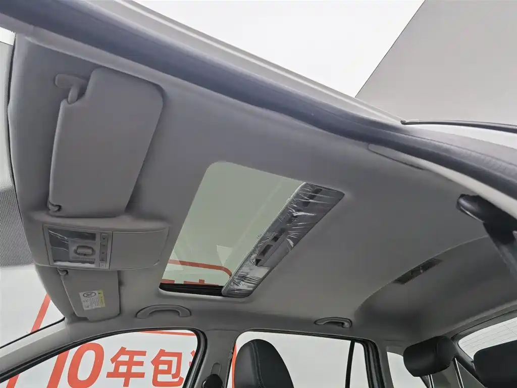 Volkswagen Lavida Tour 2017 180TSI DSG Comfort Edition фото 14
