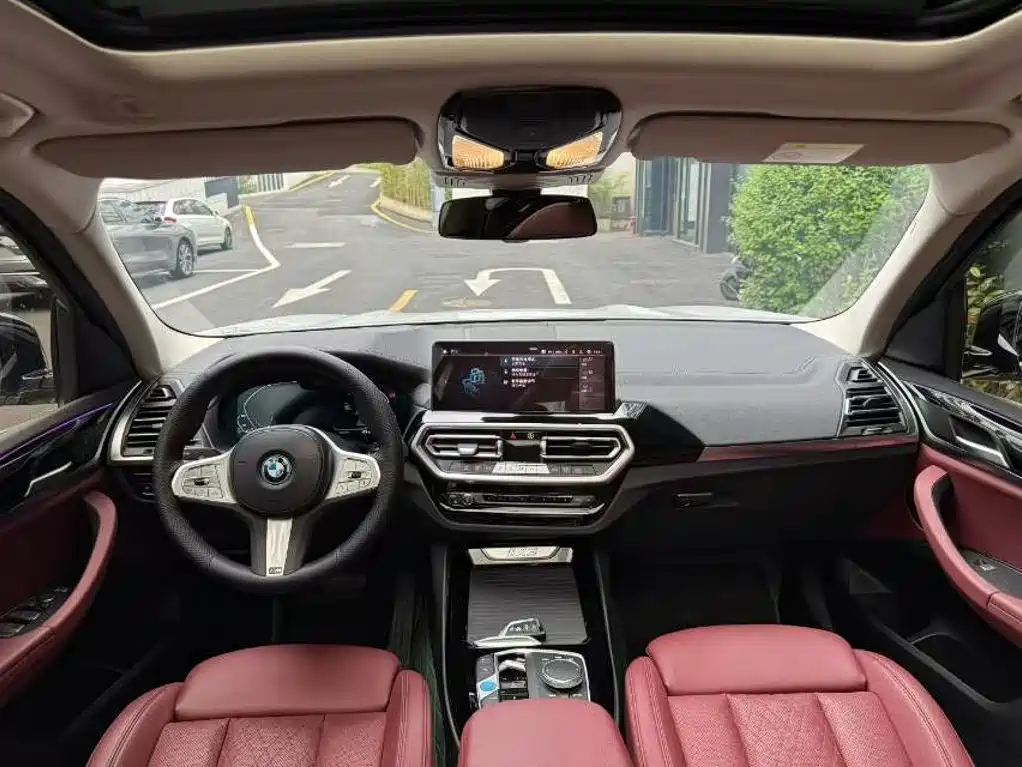 BMW iX3 2024 2023 Leading Type