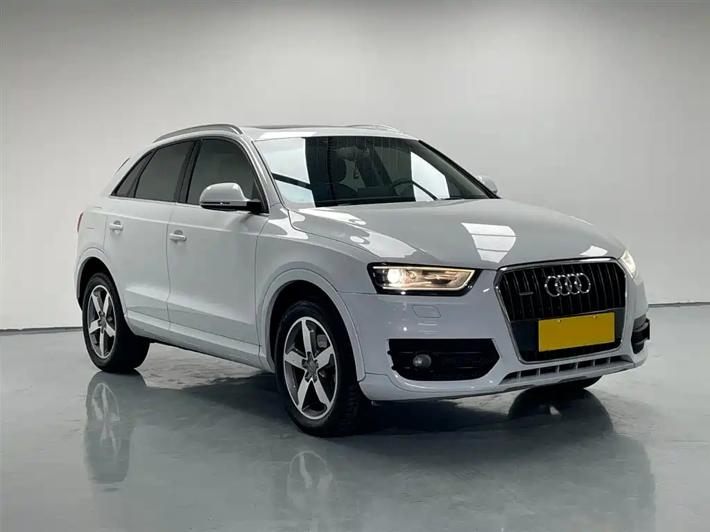 Audi Q3 2013 35 TFSI quattro Comfort фото 3
