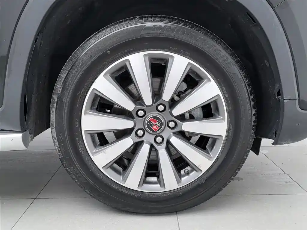 Roewe RX8 2019 30T Intelligent Internet 2WD Flagship Edition фото 17