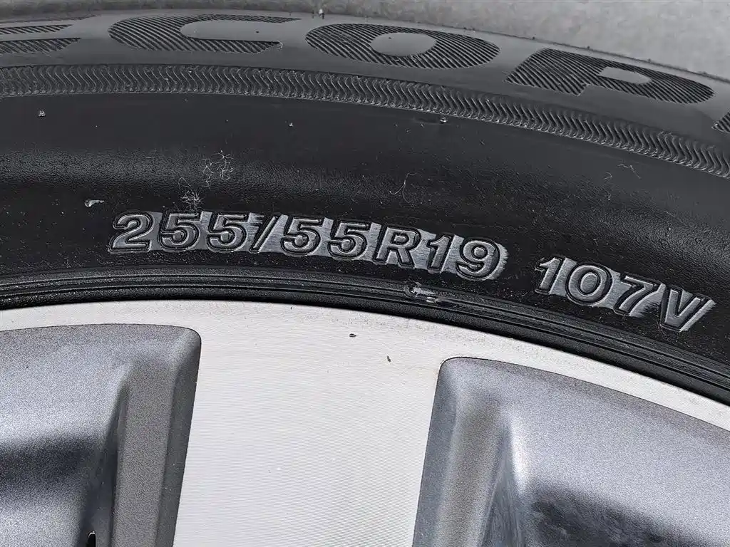 Roewe RX8 2019 30T Intelligent Internet 2WD Flagship Edition фото 24