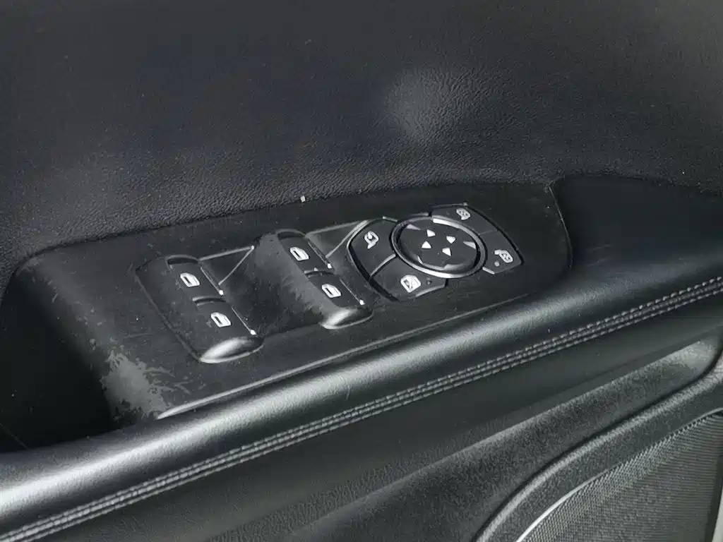 Lincoln Nautilus (Import) 2019 2.0T 4WD Zunya Edition China V фото 9