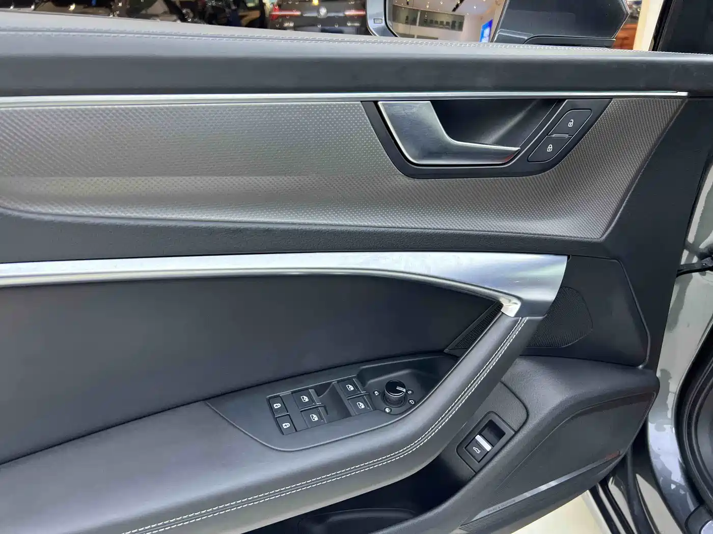 Audi A6L 2020 55 TFSI quattro Exclusive Dynamic фото 9