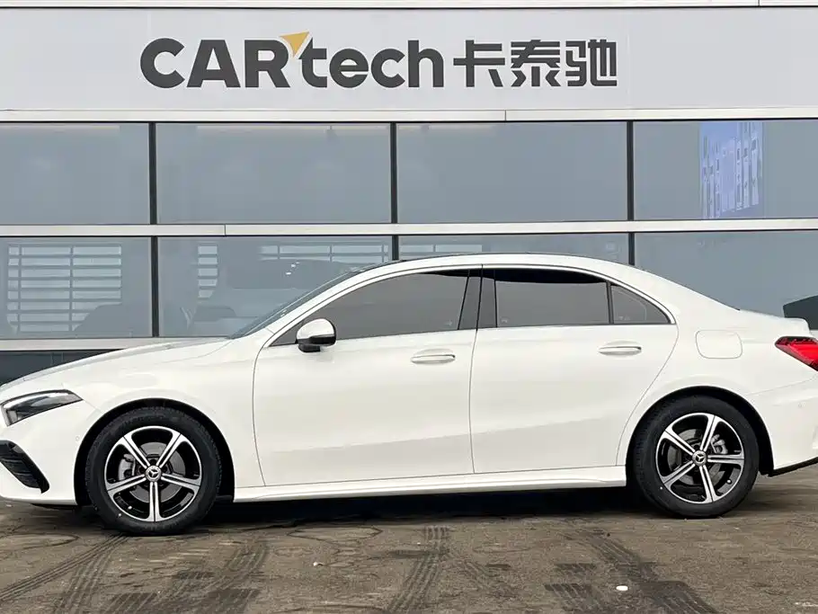 MERCEDES-BENZ CLASS A