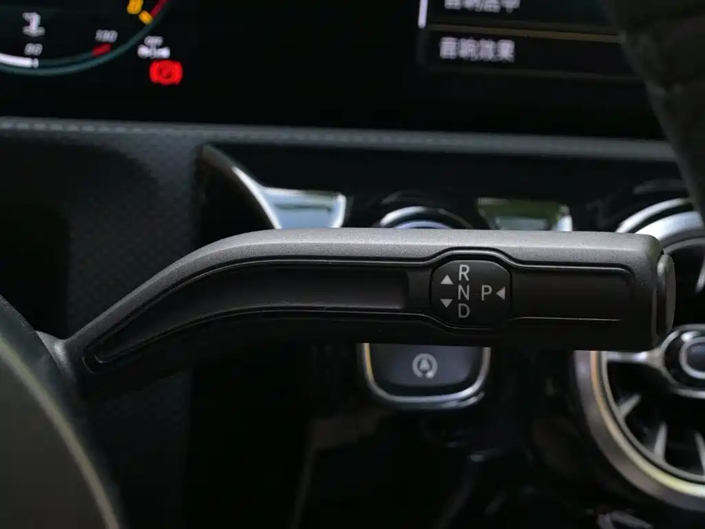 Mercedes-Benz A-Class AMG 2023 Model Year AMG A 35 L 4MATIC фото 37