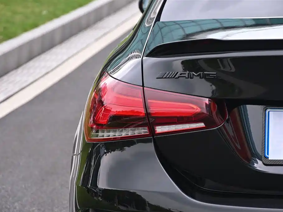 Mercedes-Benz A-Class AMG 2023 Model Year AMG A 35 L 4MATIC фото 19